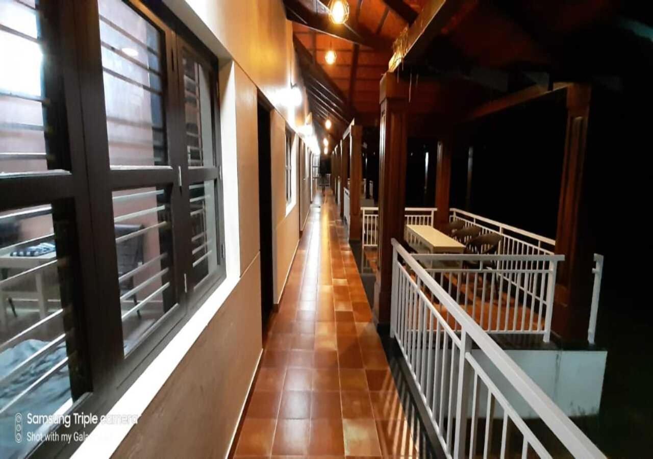 Coffee Safari Hotel Chikmagalur Exterior photo